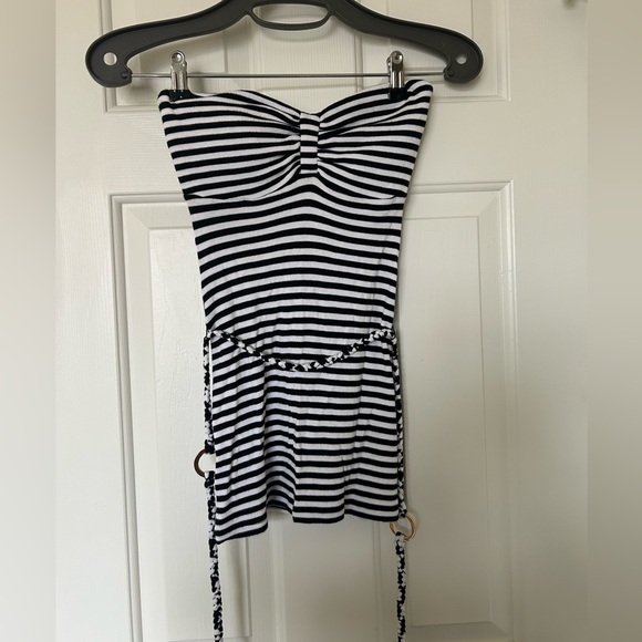 Guess Straplesss Striped Top - Picture 1 of 10
